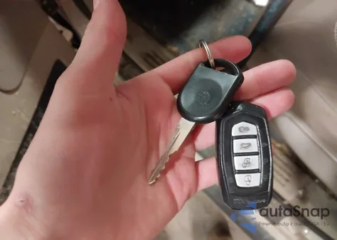 2004 Ford Explorer Sport Trac Adrenalin/Xls/Xlt z USA, uszkodzony, nr VIN 1FMZU77K84UB94184